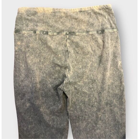 Bkindcity Women’s XL Acid Wash Green High Waist Raw Edge Flare Hem Pants - Picture 5 of 6